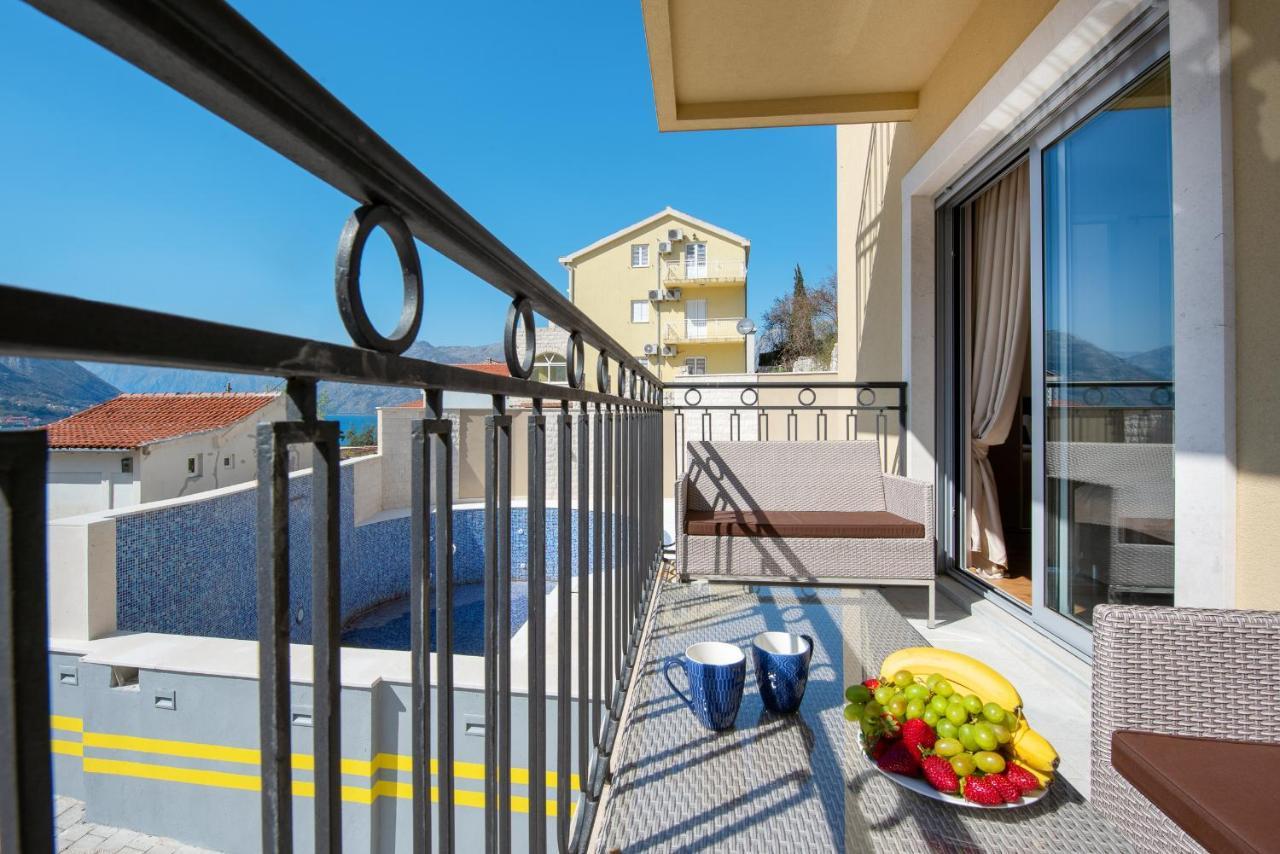 2Montenegro Limeta Apartments With Pool コトル エクステリア 写真