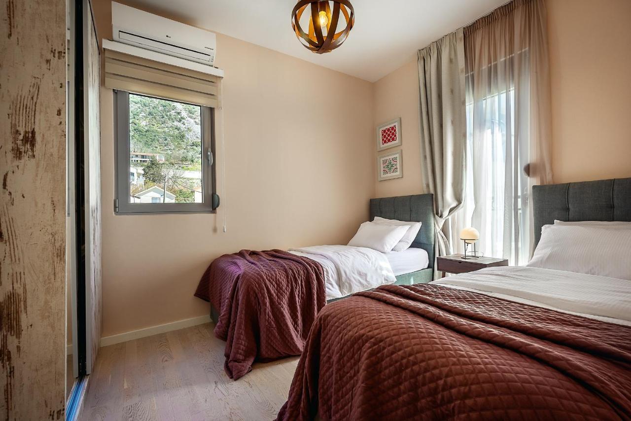 2Montenegro Limeta Apartments With Pool コトル エクステリア 写真