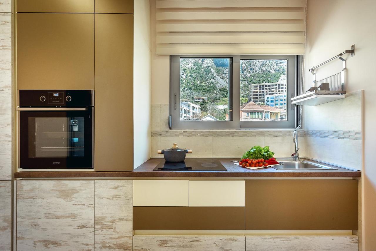 2Montenegro Limeta Apartments With Pool コトル エクステリア 写真