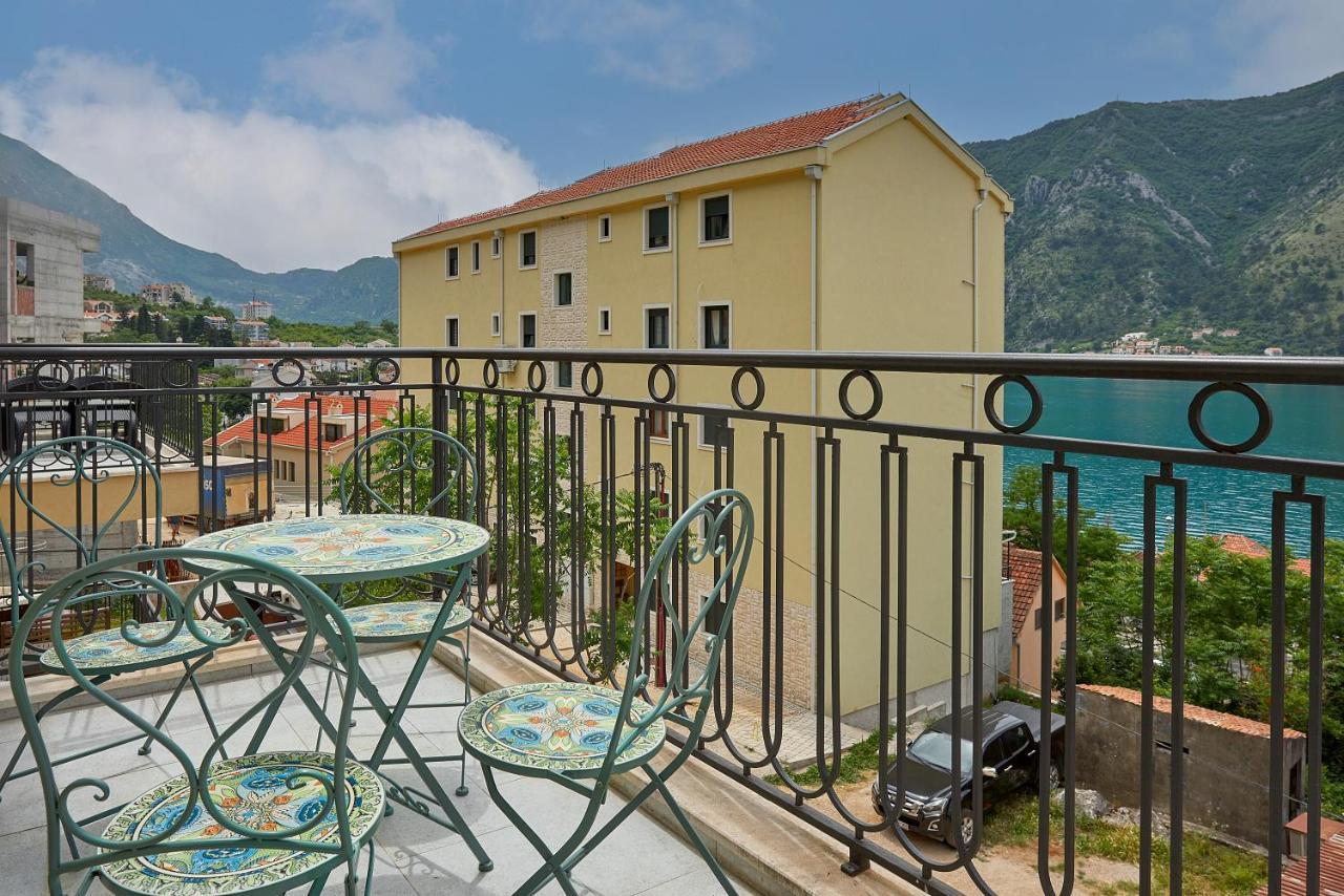 2Montenegro Limeta Apartments With Pool コトル エクステリア 写真
