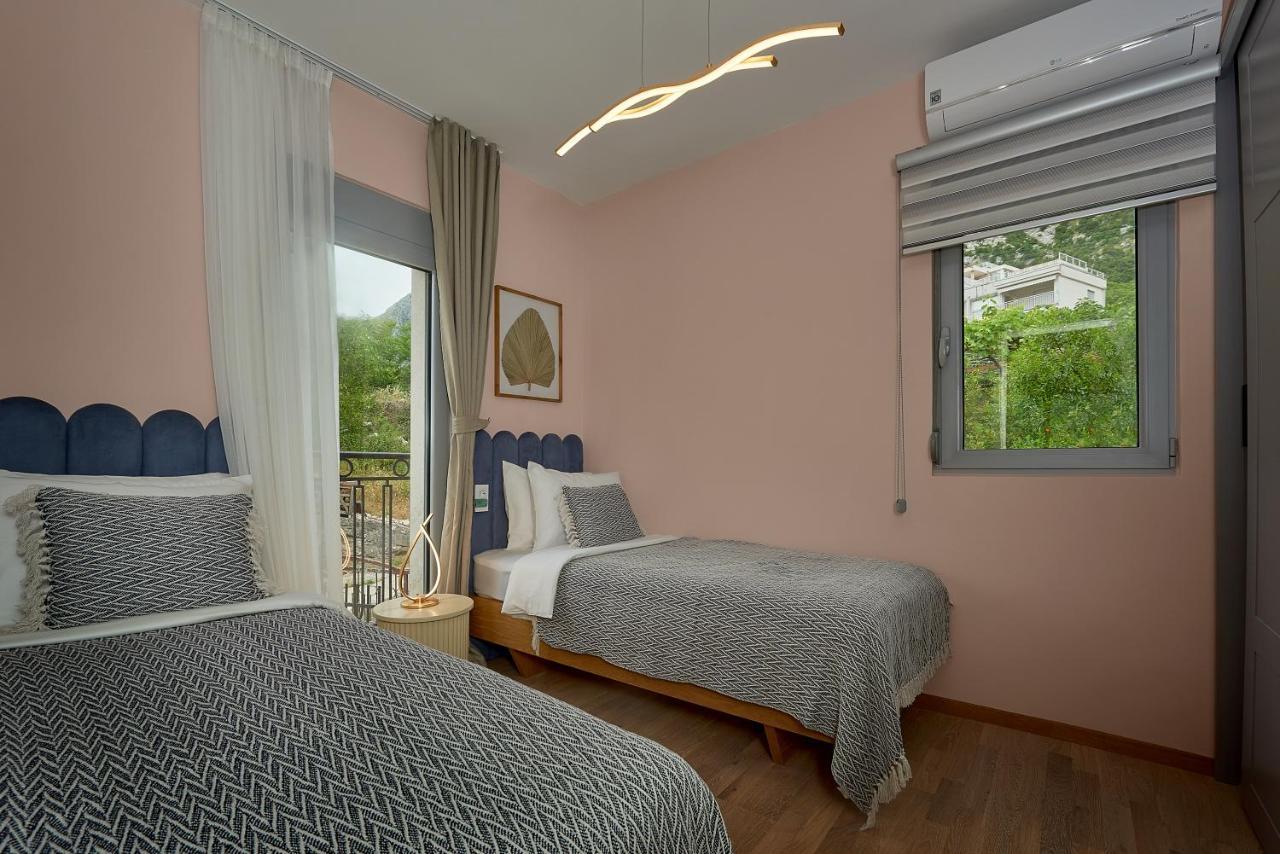 2Montenegro Limeta Apartments With Pool コトル エクステリア 写真