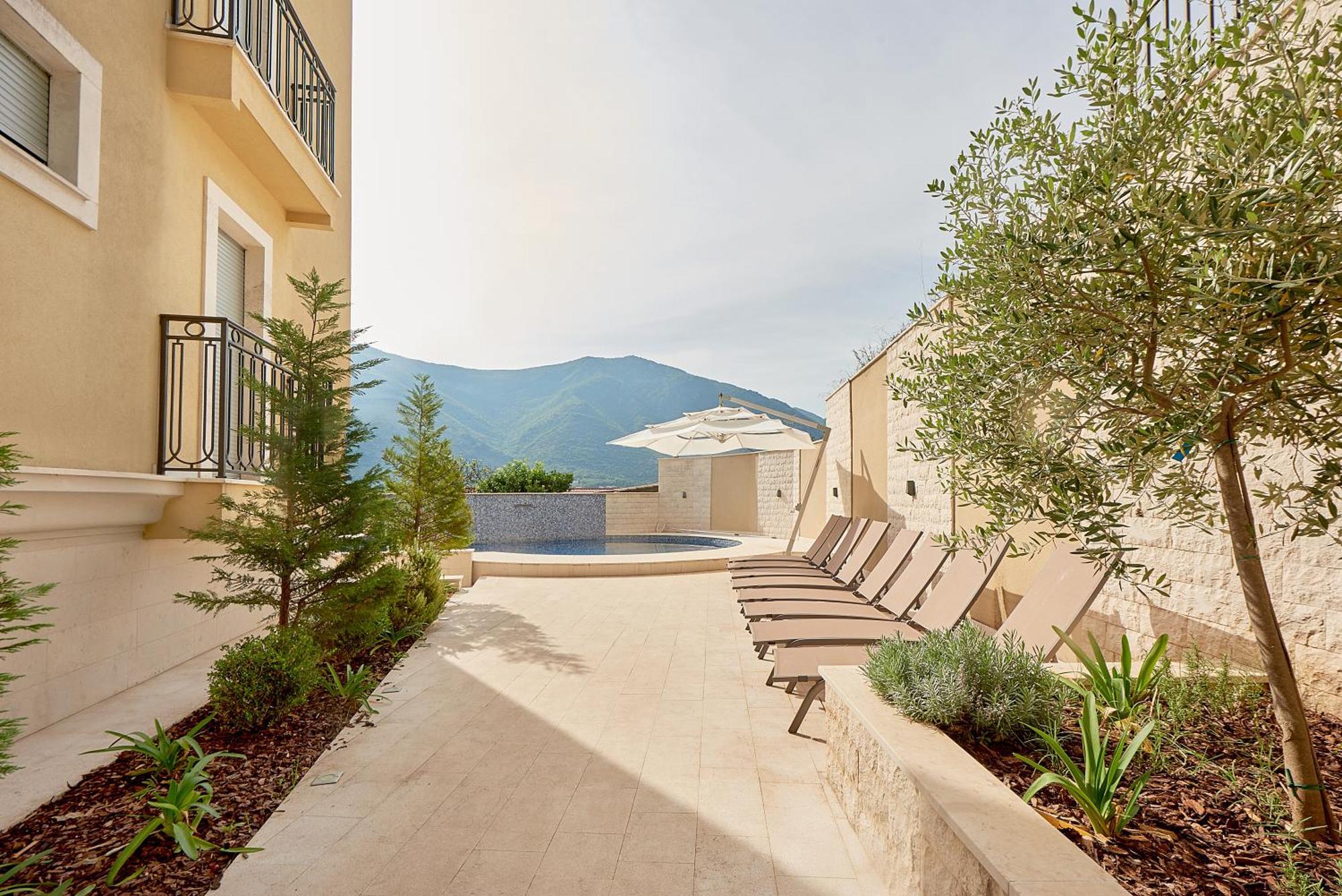 2Montenegro Limeta Apartments With Pool コトル エクステリア 写真